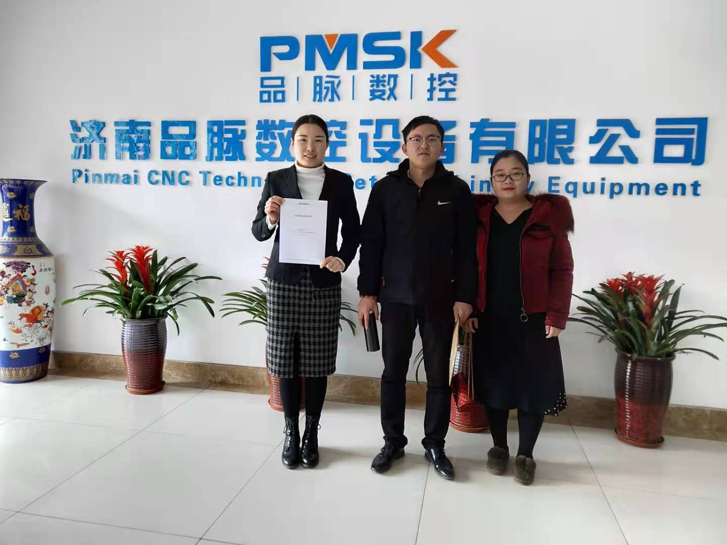 恭喜河北滄州客戶訂購品脈數控板式家具生產...